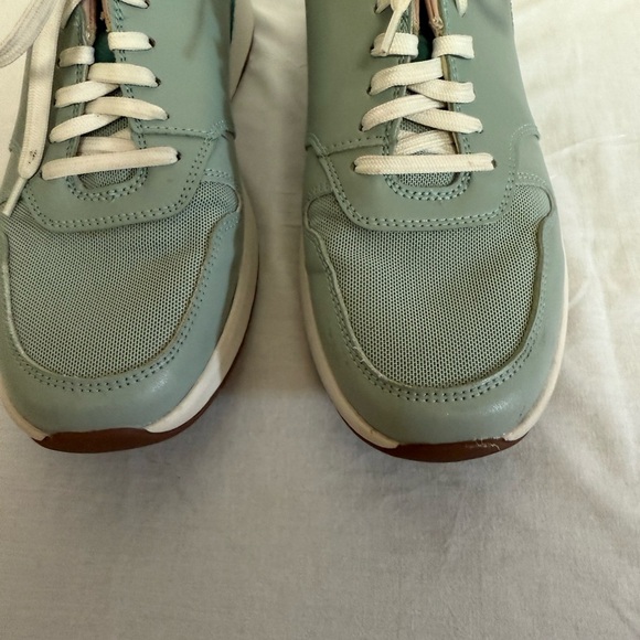 Rockport ProWalker Women’s Size 10 Mint Leather Comfort Sneakers CJ1077 - Picture 6 of 16